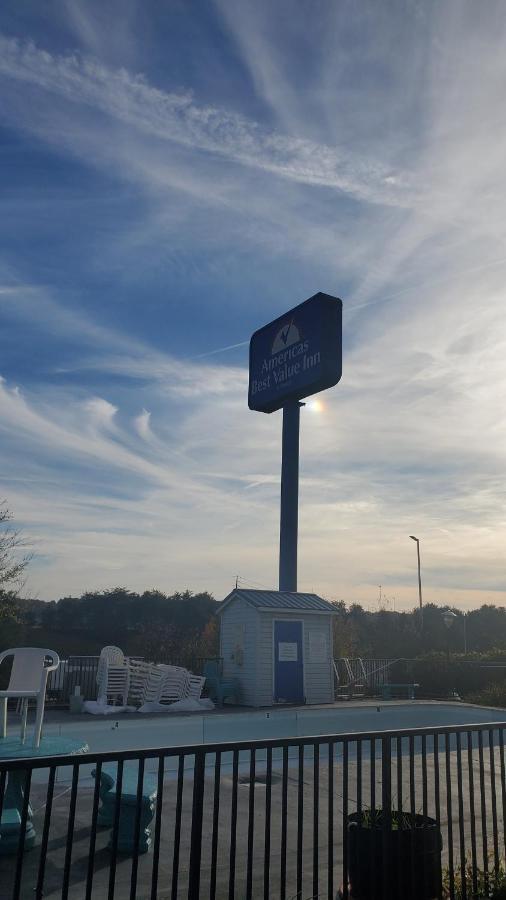 Americas Best Value Inn Kodak - Sevierville Exterior photo