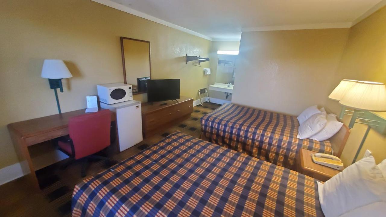 Americas Best Value Inn Kodak - Sevierville Exterior photo