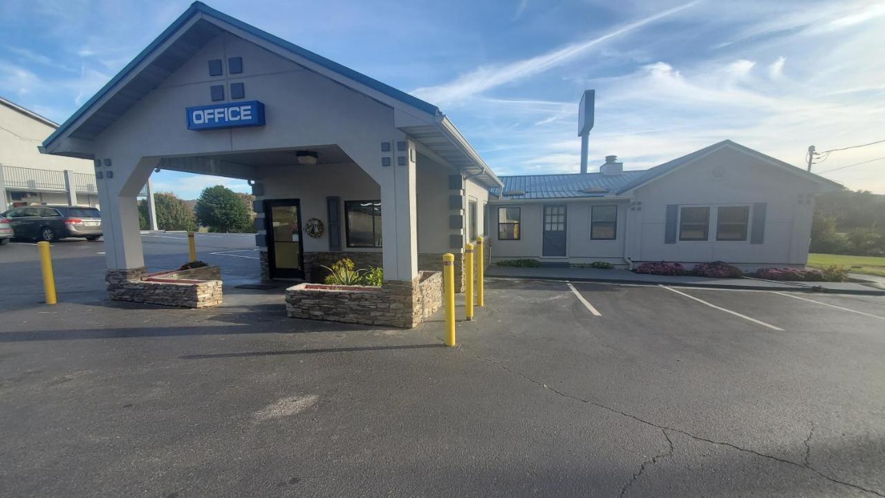 Americas Best Value Inn Kodak - Sevierville Exterior photo
