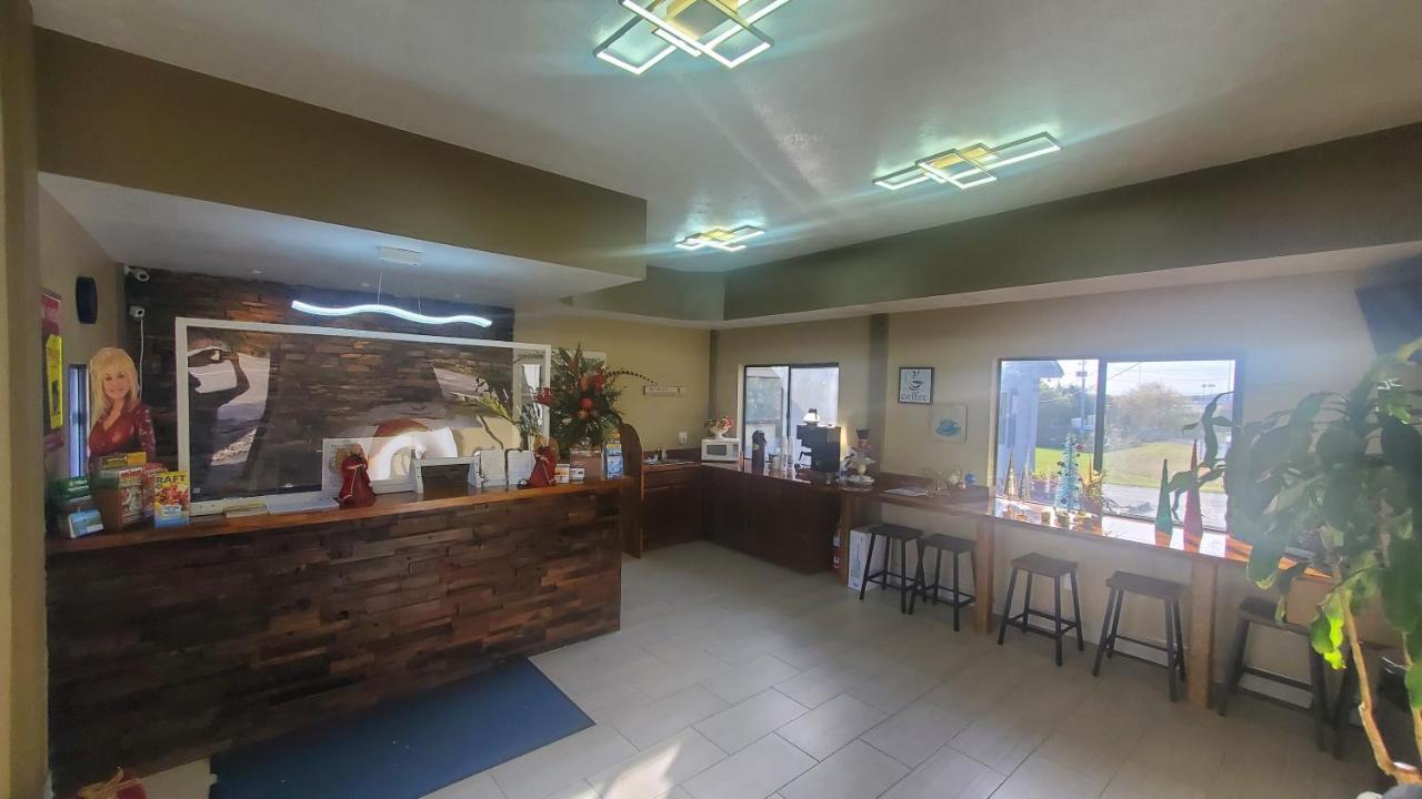 Americas Best Value Inn Kodak - Sevierville Exterior photo