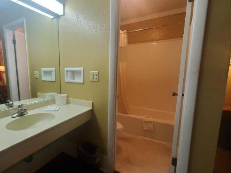 Americas Best Value Inn Kodak - Sevierville Exterior photo